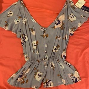Blue flower top